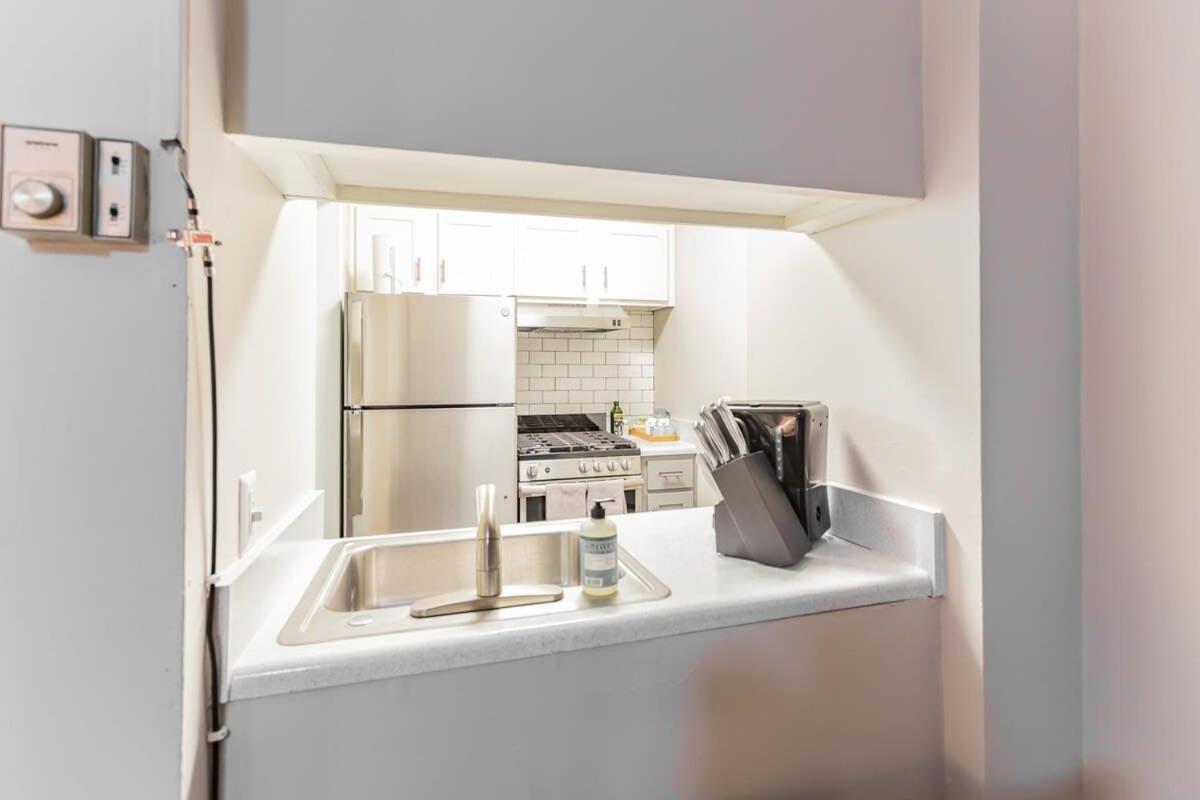 Cozy Memphis Apartment In Downtown High-Rise ภายนอก รูปภาพ