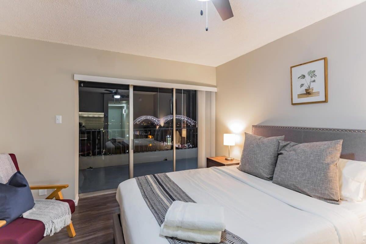 Cozy Memphis Apartment In Downtown High-Rise ภายนอก รูปภาพ